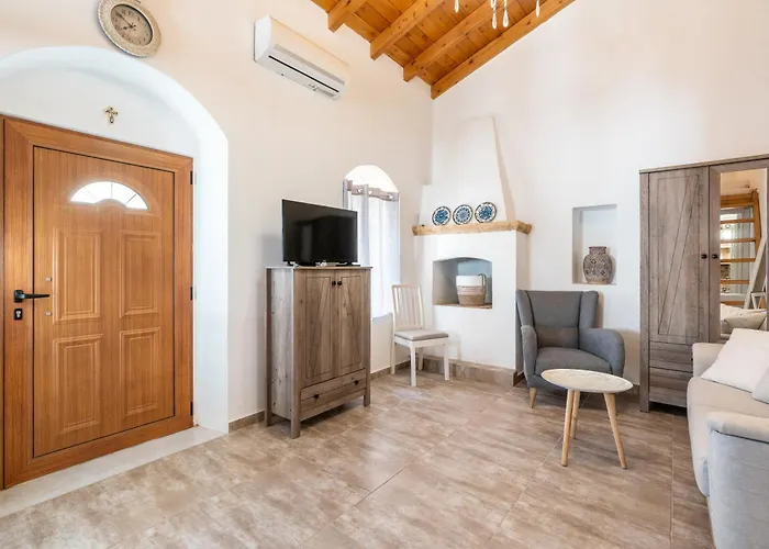 Alicia's Traditional In Paradisi 別荘 Paradeísion